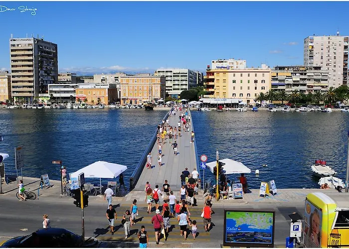 アパート Violet *