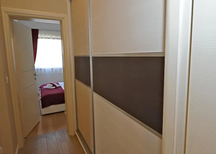 Violet Lägenhet Zadar